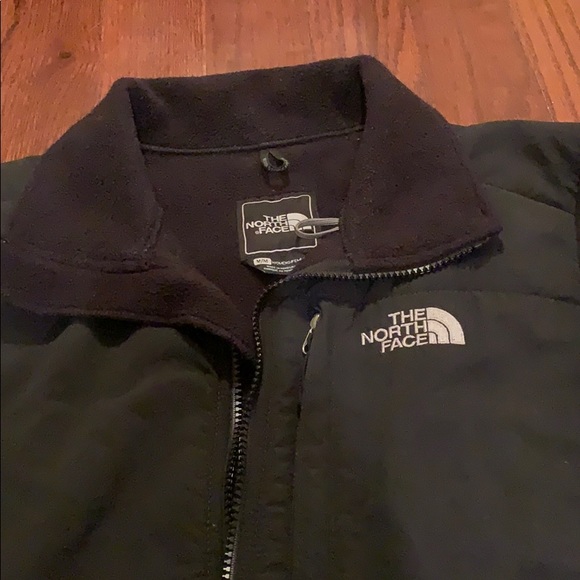 North Face Denali Jacket - Picture 2 of 4